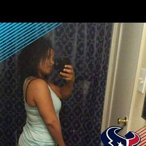 Meet your Posher, Felisa